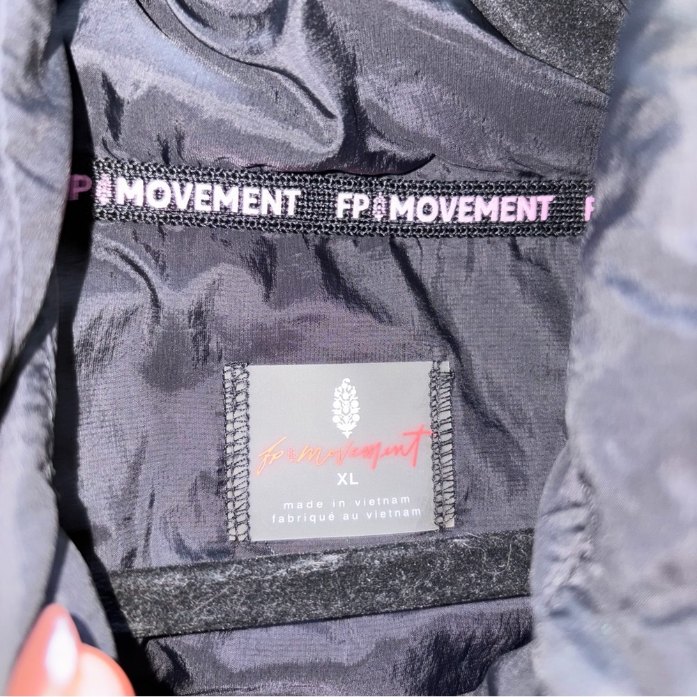 Free People Movement In a Bubble Puffer Vest Black - Picture 7 of 9